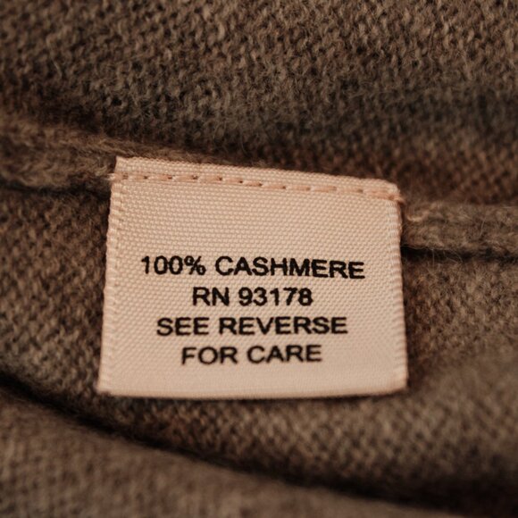 NWT! Philosophy 100% Cashmere Star Sweater | Weekend Casual Luxe - Picture 7 of 9